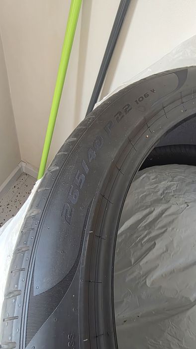 Летние шины Pirelli 265/40 r 22
