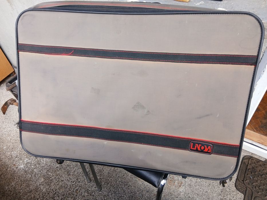 Куфар за ръчен багаж