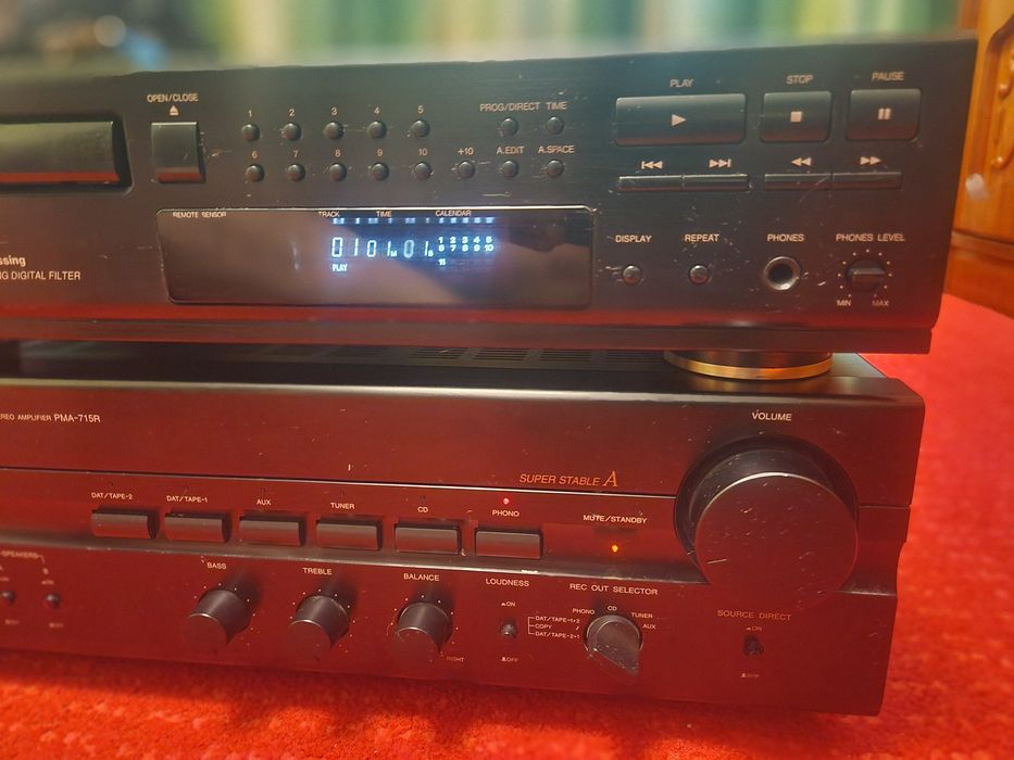 Amplificator Denon PMA 715R și Denon DCD 725