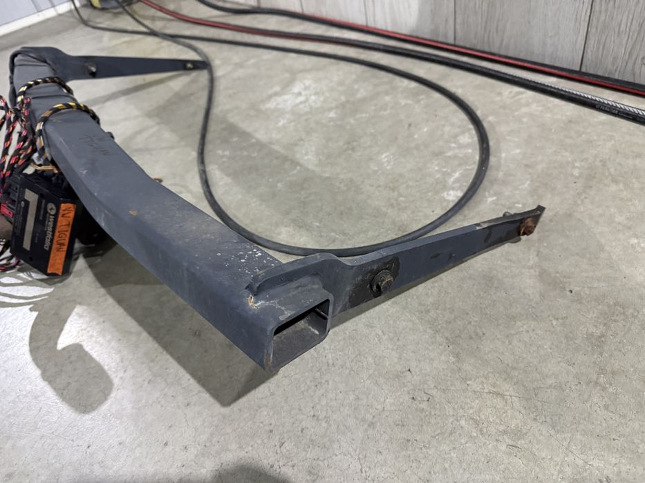 ОТЛИЧЕН Теглич С Букса, Окабеляване И Модул за *KIA CEED/PRO CEED/CEED SW 2006г-2012г* И за *VW TIGUAN 2007г-2016г / AUDI Q3 2011г-2018г*