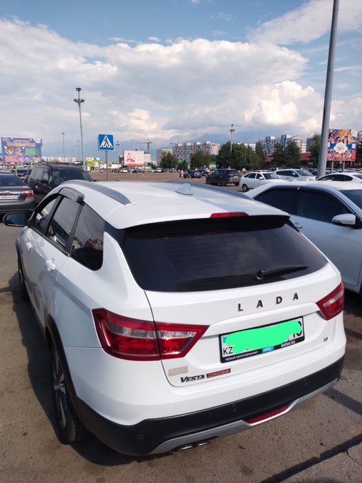 Продам Lada Vesta Cross