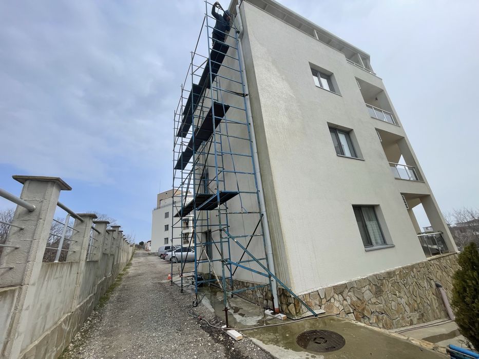 Улей за боклук/скеле