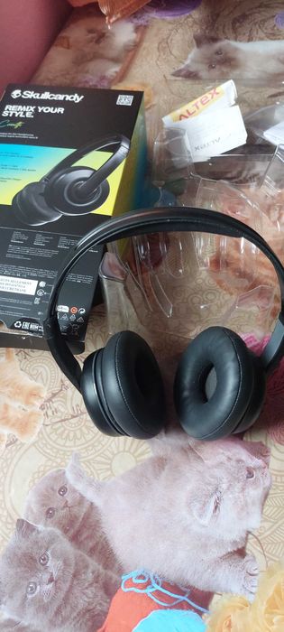 Skullcandy cassette wireless