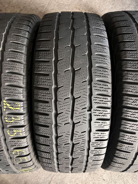 4 anvelope iarna 235/65/16 c , toyo , dot 2022