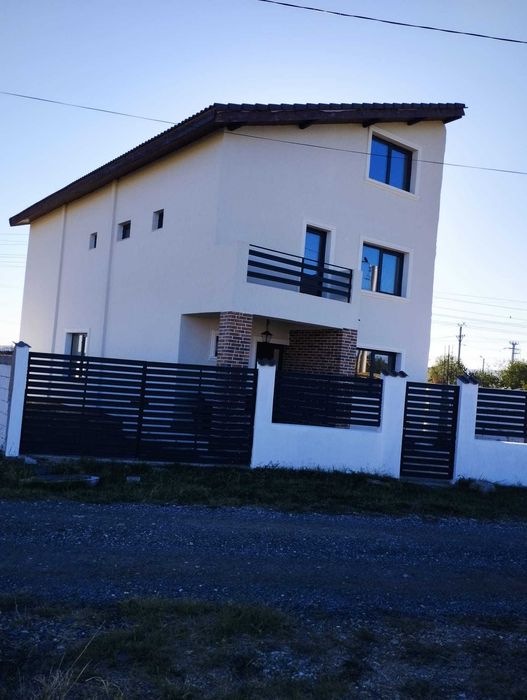 Casă de vânzare P+1+M