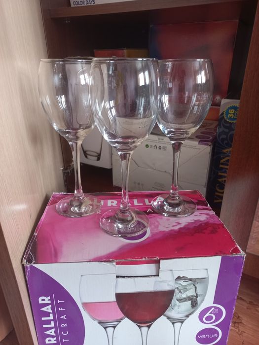 Срочно продам набор стаканов