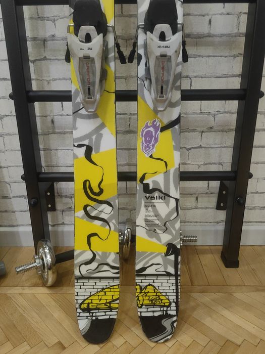 Volkl revolt 96 24/25