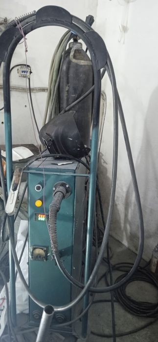 Сварка кемпи трёхфазный отлично работает даёт любой шов