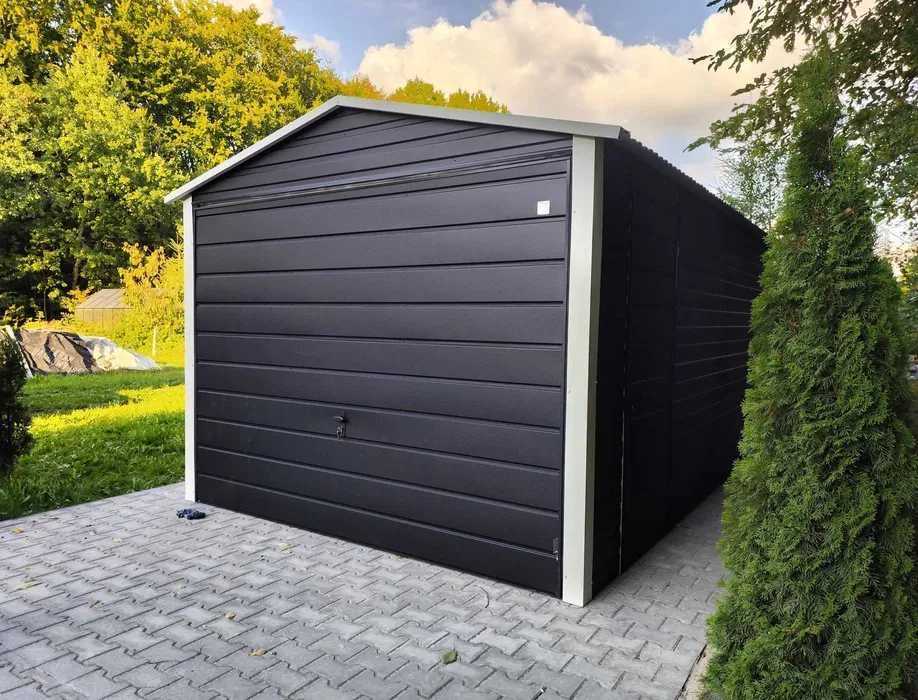 Garaj 3 m × 5 m din tablă tip lemn • Fabricat în Polonia