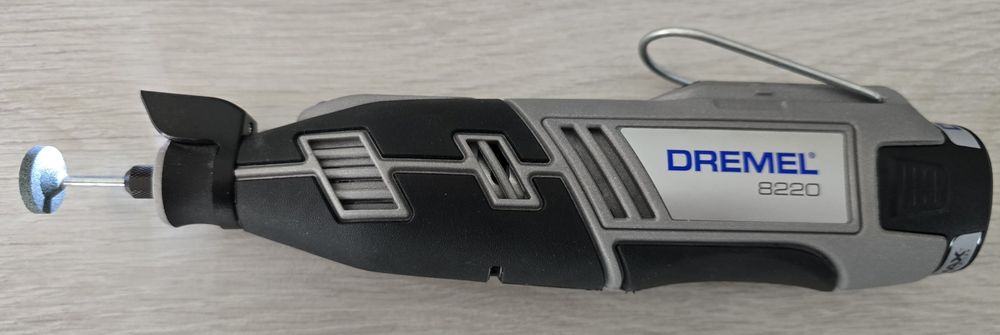 Dremel 8220_Unealta multifunctionala 12V, 2x2Ah