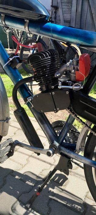 Bicicleta cu motor pe benzina de 100 cm