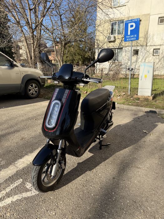 Scuter electric RKS performance