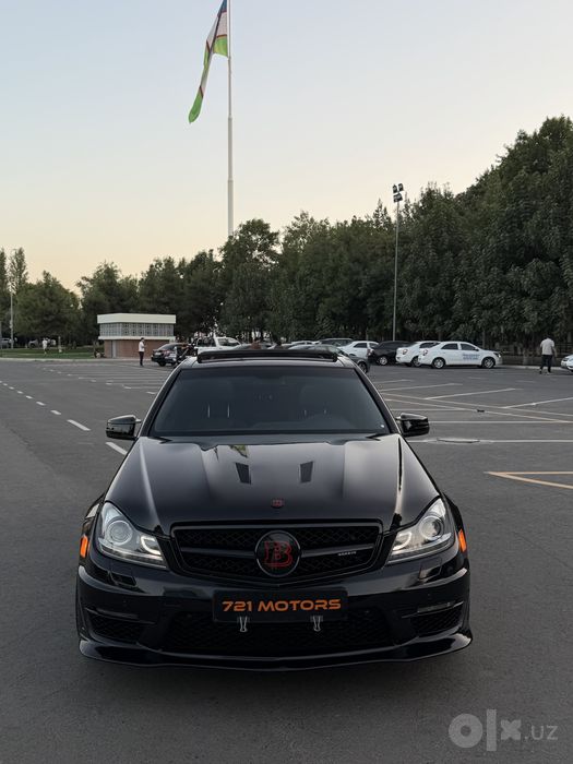 Mercedes benz w204 c200 Brabus body kit