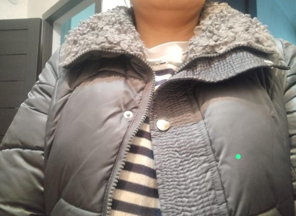 Продам куртку б/у недорого