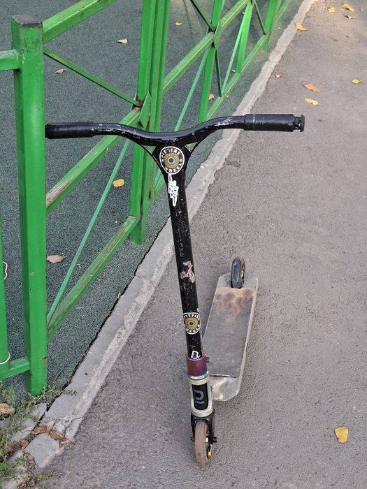Продам трюковой самокат
