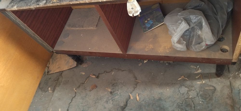 Отдам на дрова шкаф