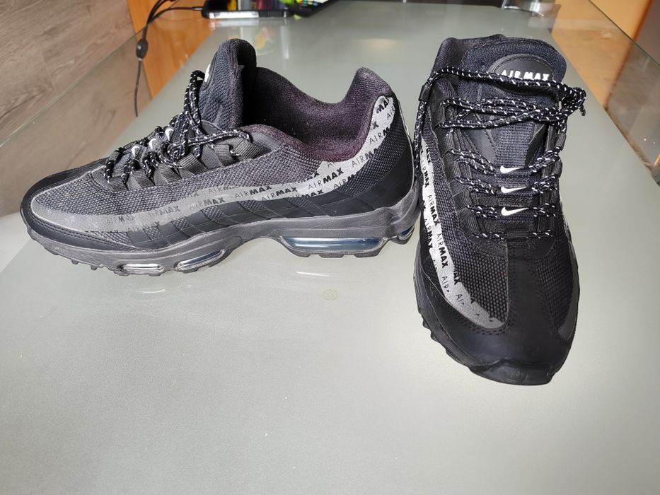 Обувки Nike AirMax