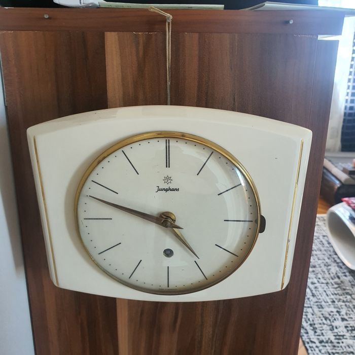 Junghans Кухненски Порцеланов Часовник