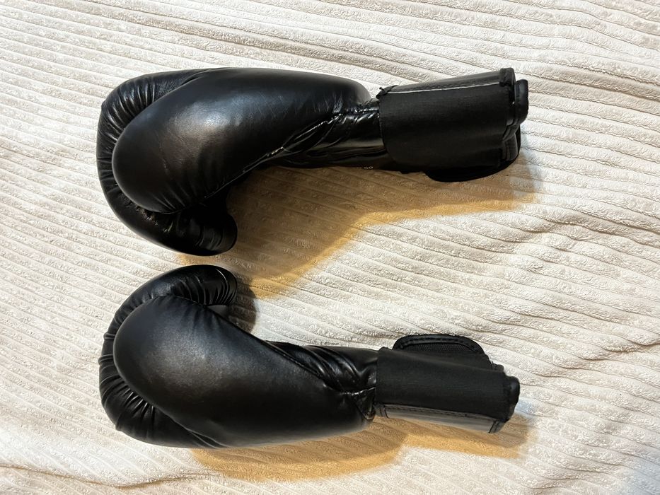 Vand manusi de box Adidas, speed 50, marimea 10 OZ