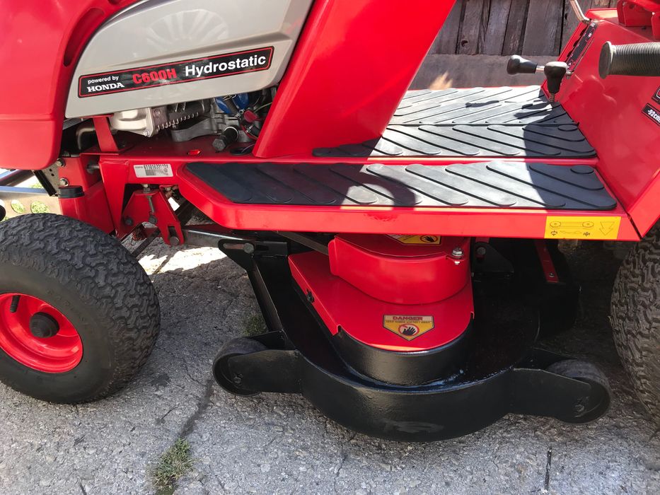 Тракторна косачка COUNTAX  HONDA 14.5 hp двуцилиндров