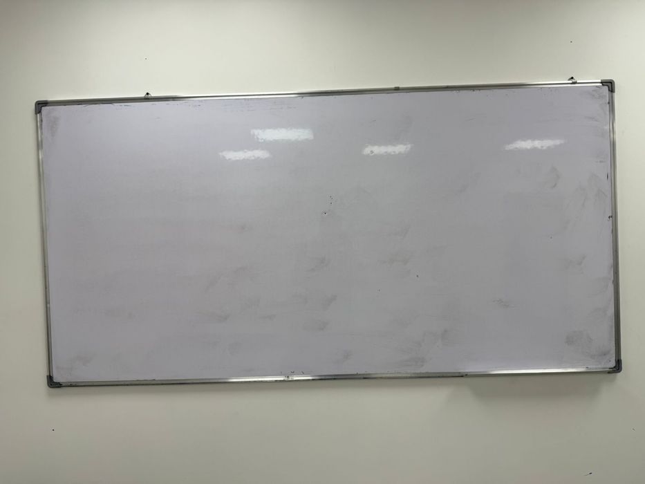 Парты, доска, принтер, кулер, вешалка, стулья для офиса