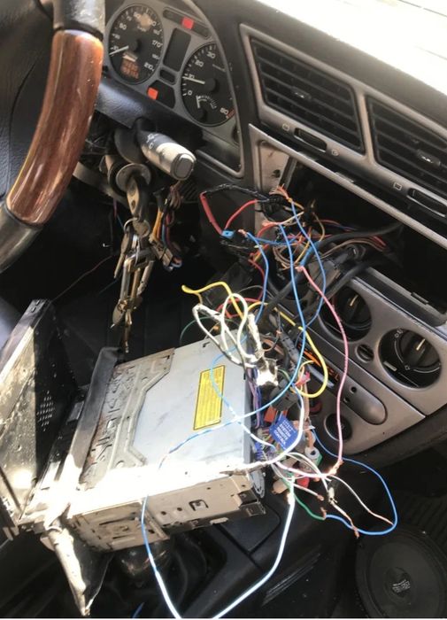 Установка автомагнитол