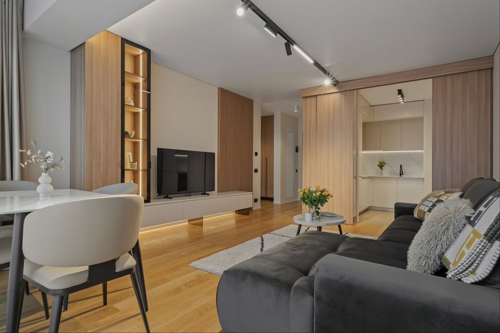 Proprietar inchiriez apartament lux