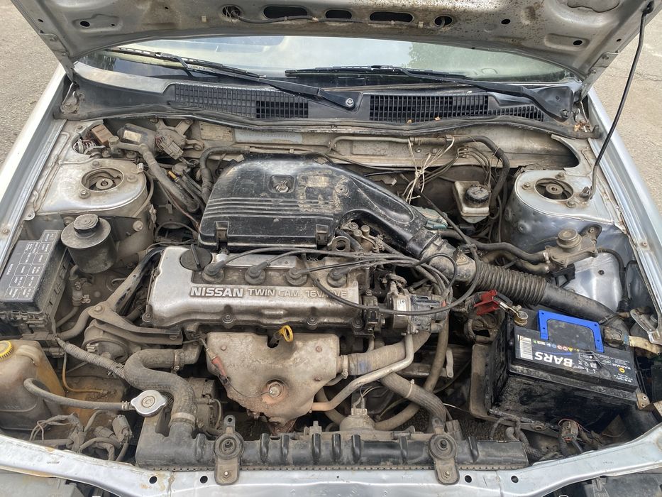 Ниссан примера 1993