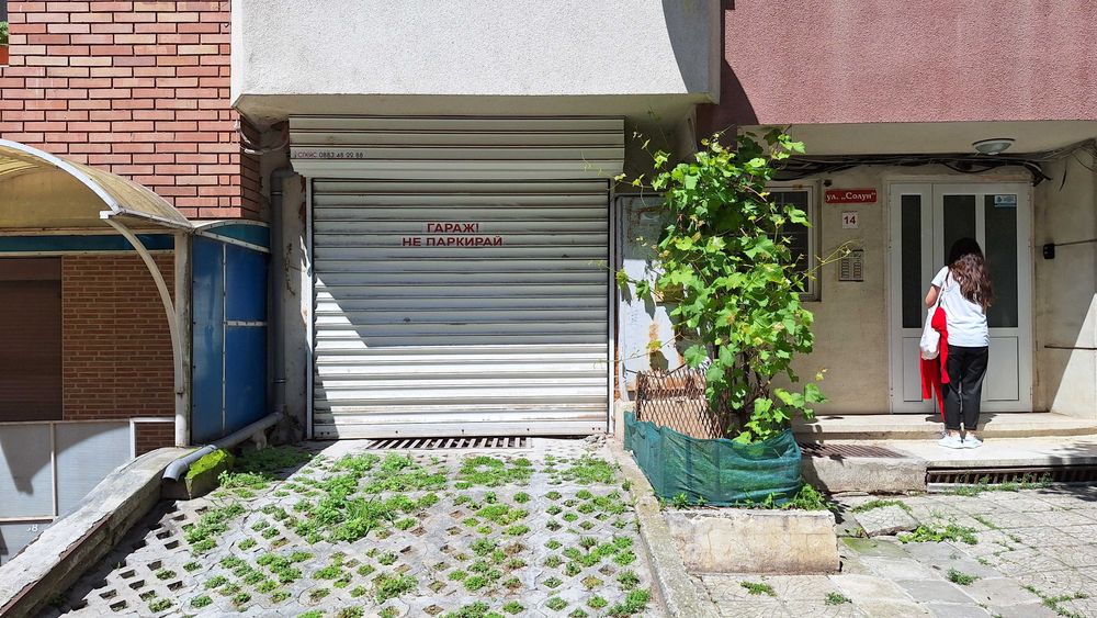 Дава се под наем Тристаен апартамент в Варна, Център - 83 кв.м за 732.87 € - Снимка #10