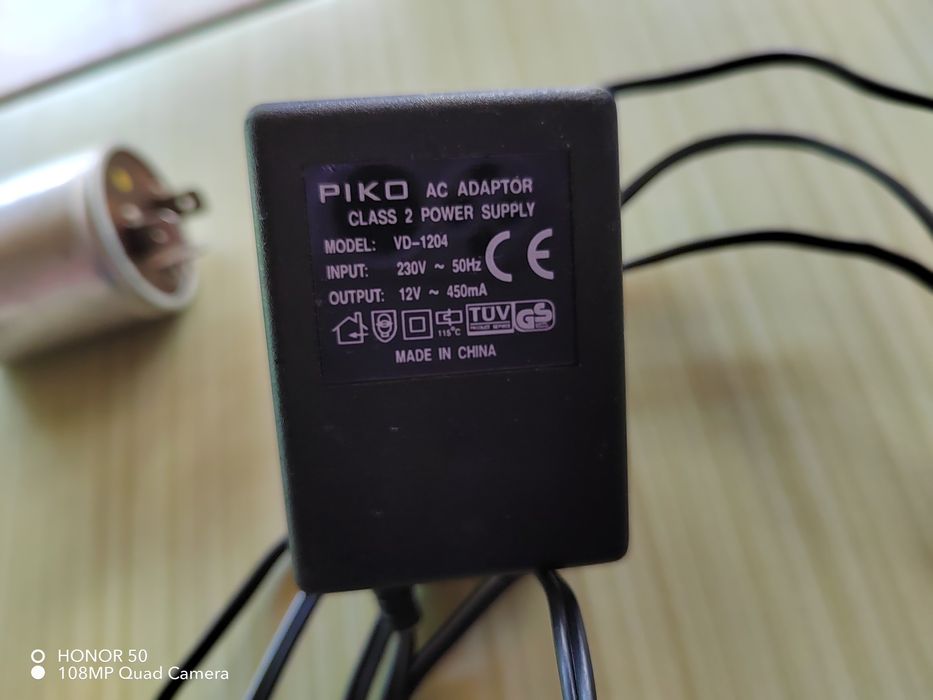 Адаптери 2броя      ..