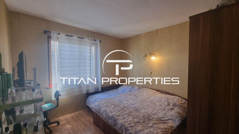 Продава се Четиристаен апартамент в Пловдив, Каменица 1 - 101 кв.м за 1585 €/кв.м - Снимка #7