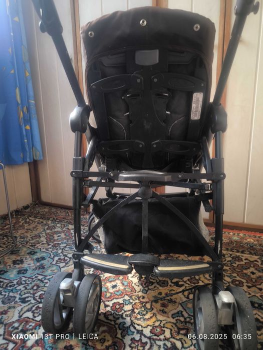 Коляска прогулочная