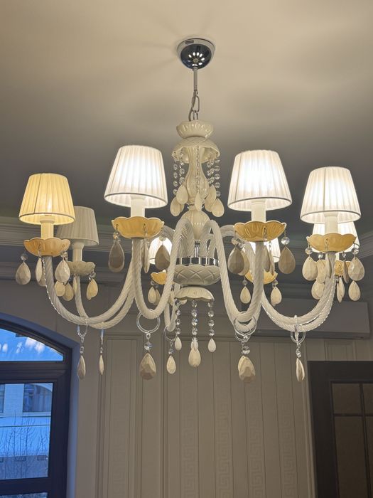 Люстра итальянская