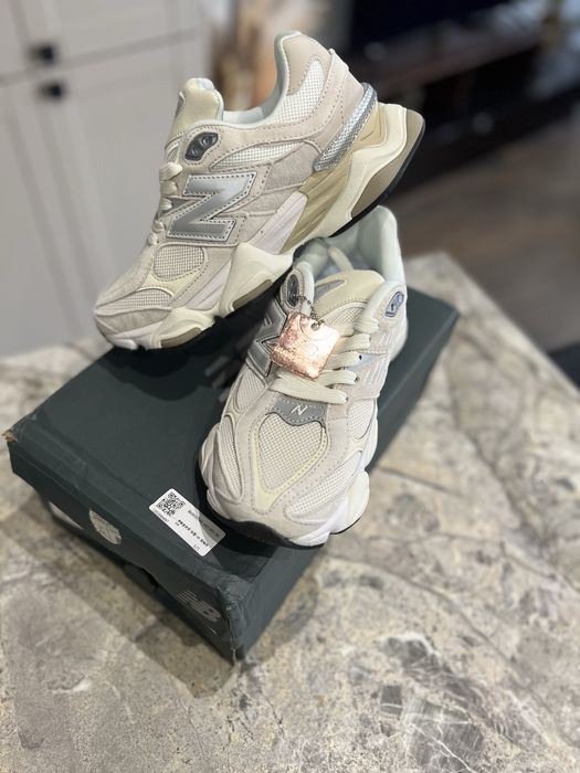 Дамски маратонки - New Balance 9060 Sea Salt Moonbeam