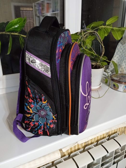 Рюкзак школьный бу 3000