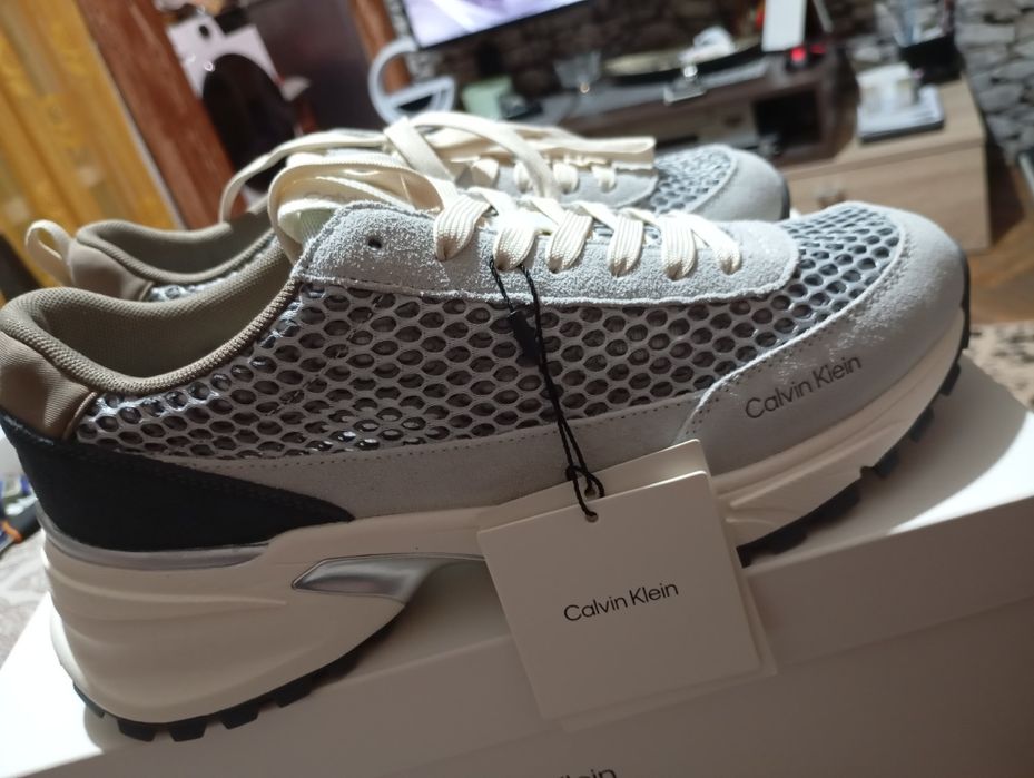 Маратонки  Calvin Klein  40 номер