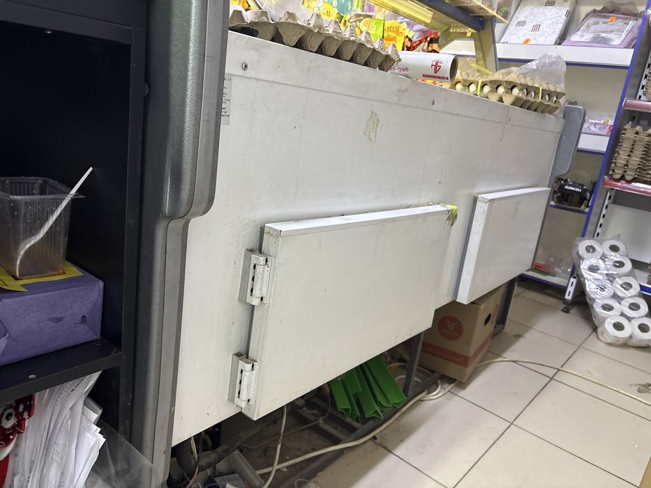 Витринный холодильник