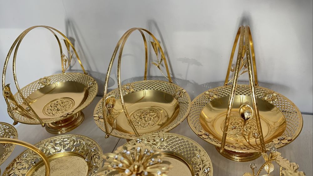 Элитный набор для сервировки в золотом исполнении
