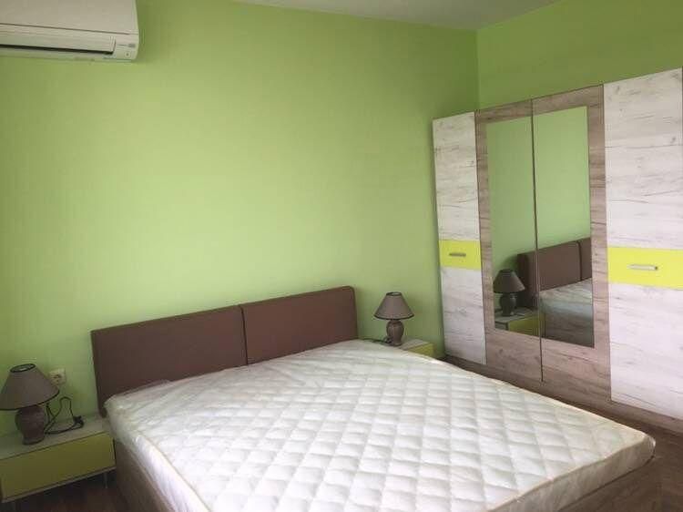 Дава се под наем Двустаен апартамент в Бургас, Зорница - 70 кв.м за 612 € - Снимка #3
