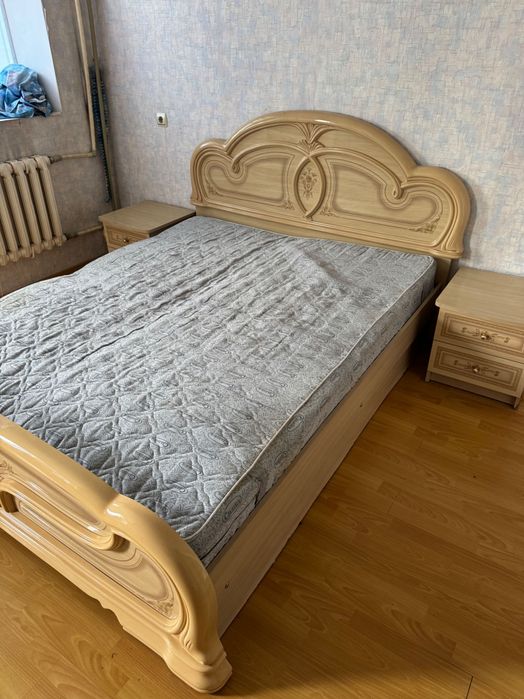 Спальный гарнитур