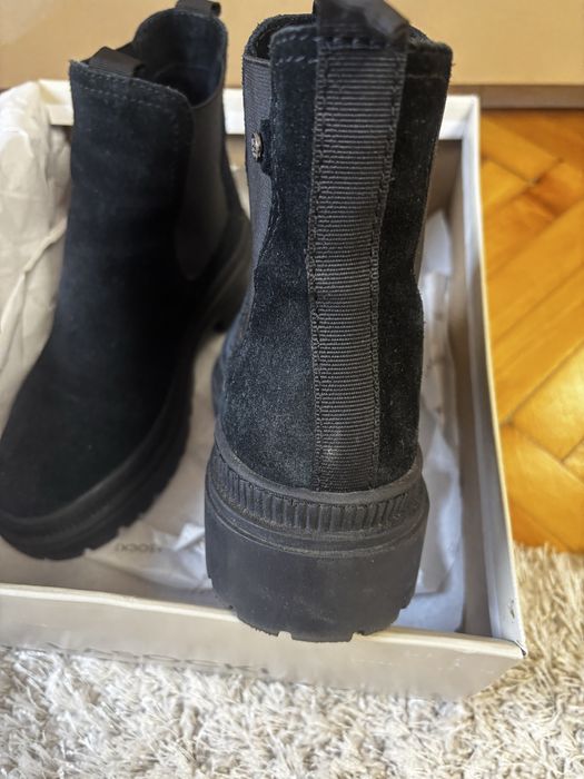 Ghete din piele întoarsă, marimea 37