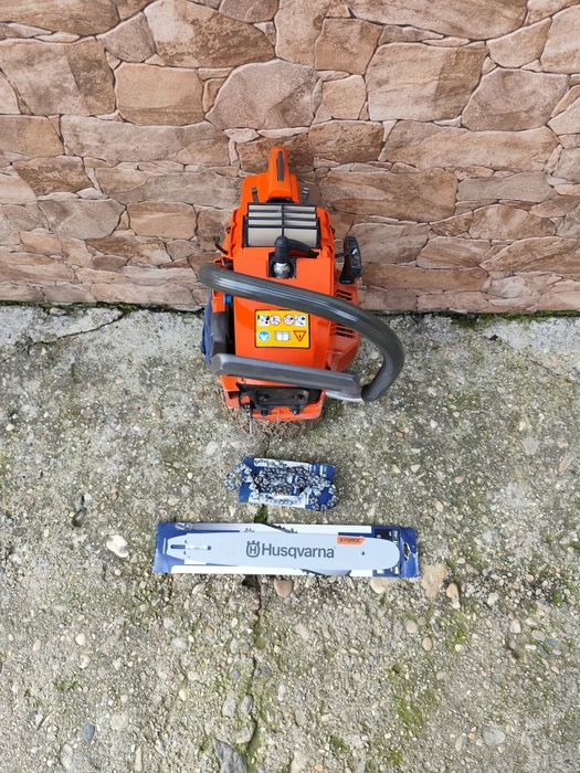 Vând husqvarna 262xp