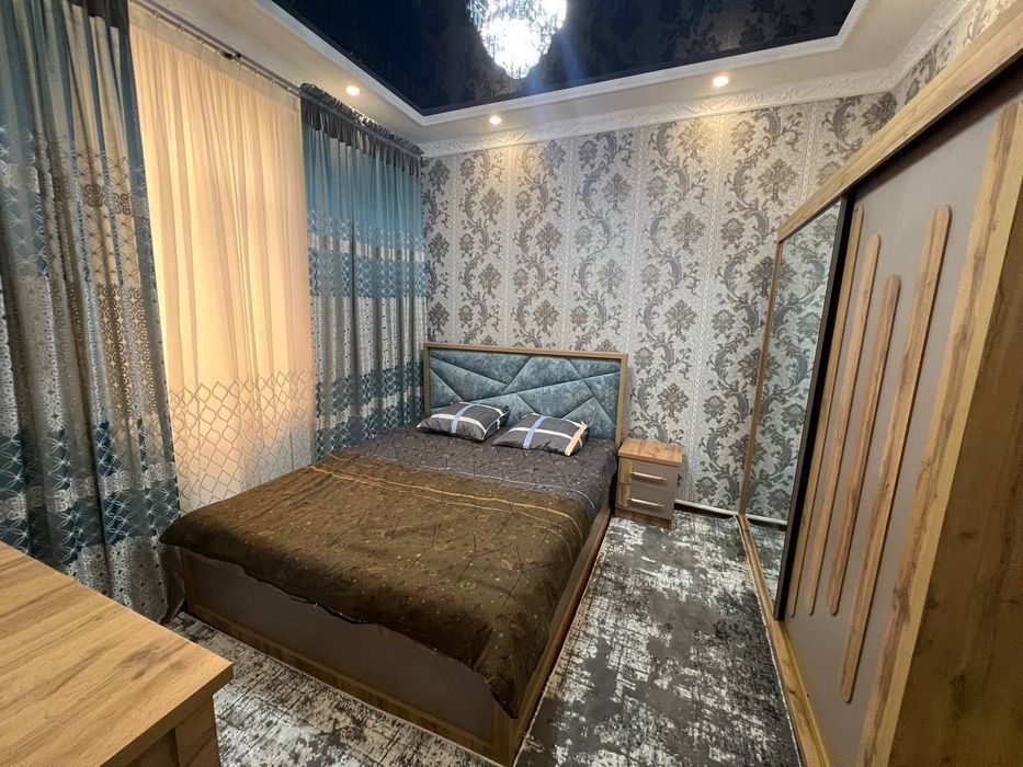 Сдается 2х комнатная квартира
С обстановкой ЛЮКС 
В городе Алмалык