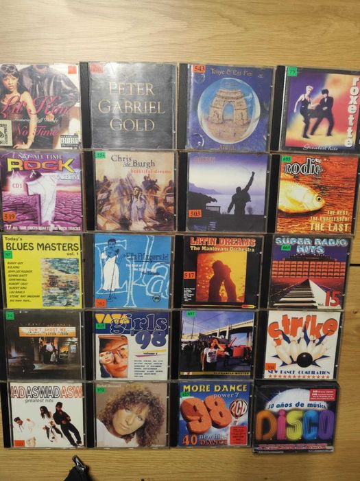 Колекция компакт дискове