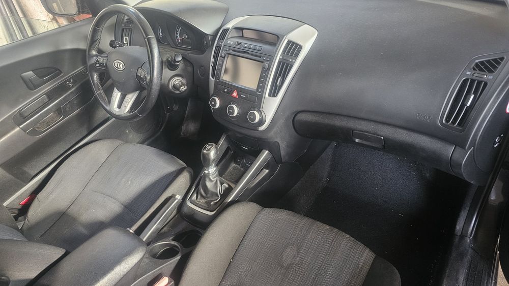Trager haion bara far aripa radiator stop Kia Ceed 1.4i 2010 Piese