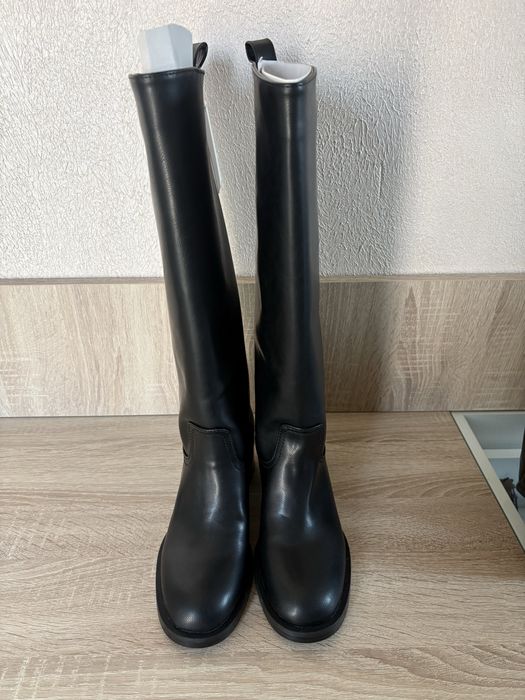 Спортно елегантни ботуши H&M