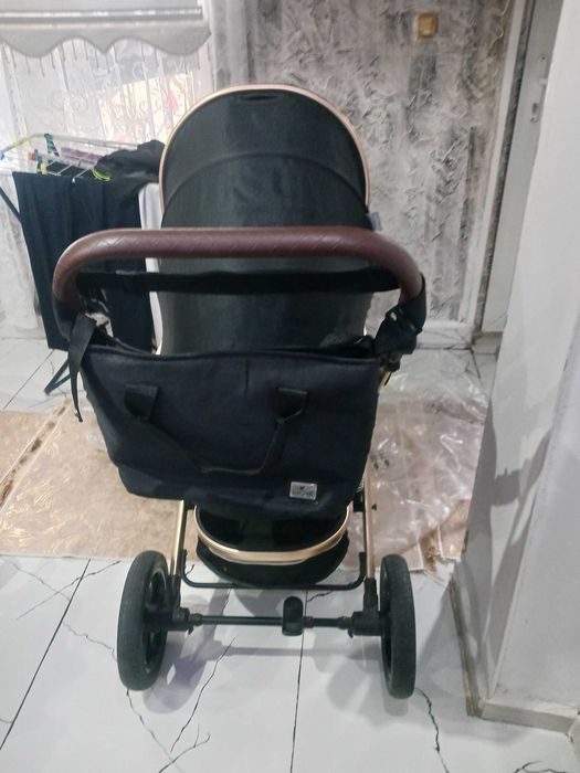 Бебешка колича почти нова зимна и лятна