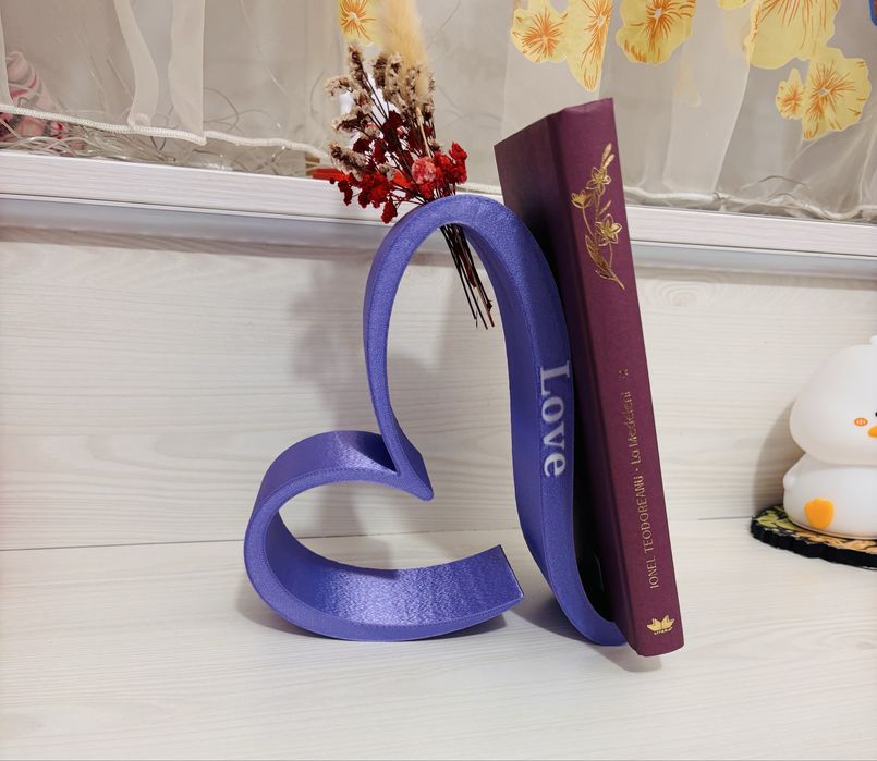 Suport carte si vaza personalizat