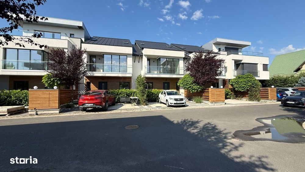 Vile Finalizate Exclusiviste Langa Lac l Complex Rezidential