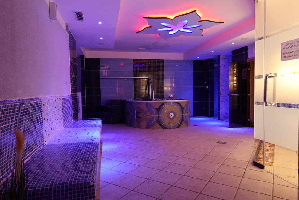 Дава се под наем Хотел в Банско - 40 кв.м за 4590 € - Снимка #4